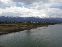長井橋から最上川と葉山