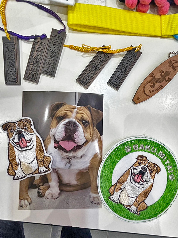 犬の刺繍